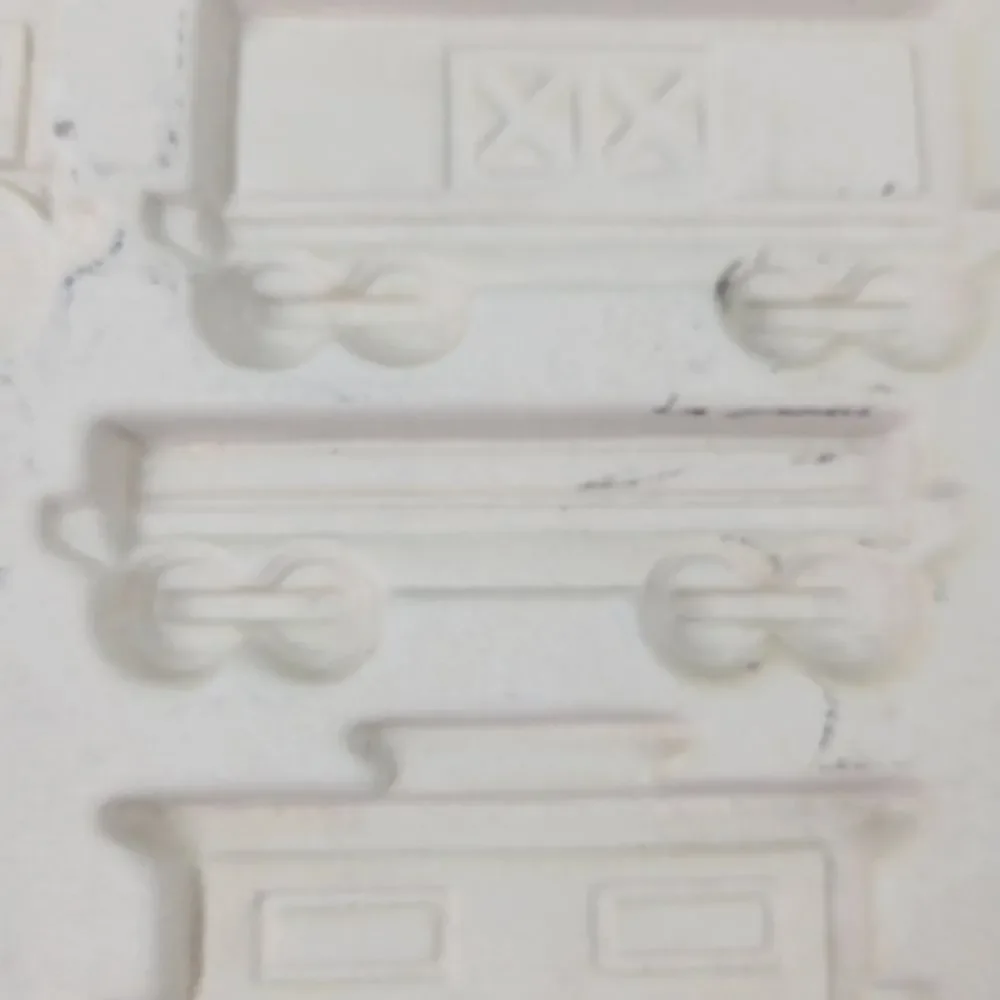 The Pampered Chef‎ 1998 Gingerbread Train Stoneware Mold